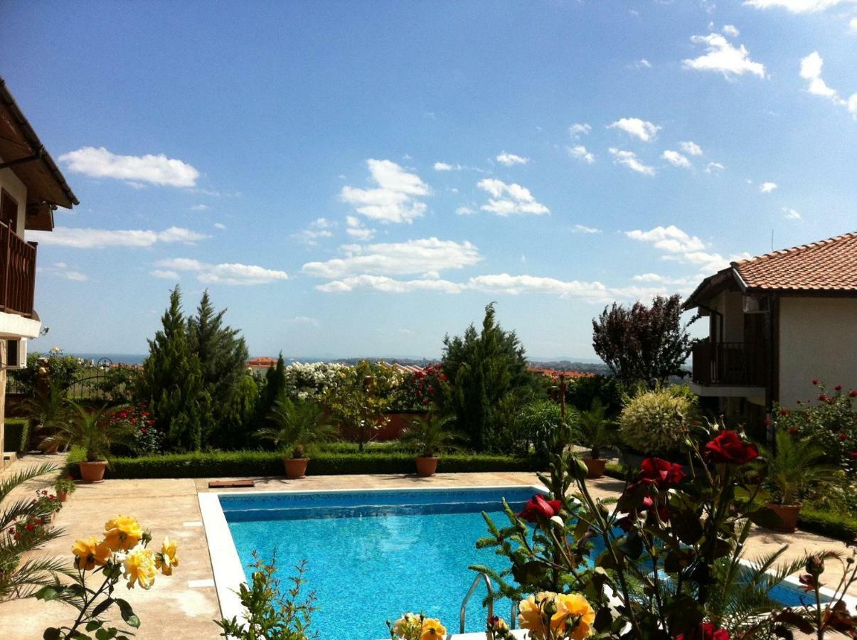 HillTop Villa Burgas Stad Buitenkant foto