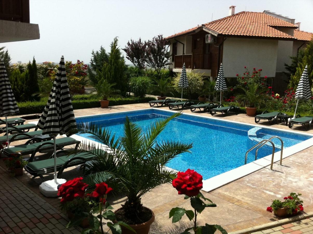 HillTop Villa Burgas Stad Buitenkant foto